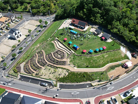 ���X�� Walkable Park Frutto